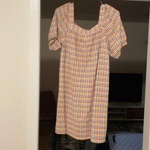 Old navy, XS smocked dress. Never worn!